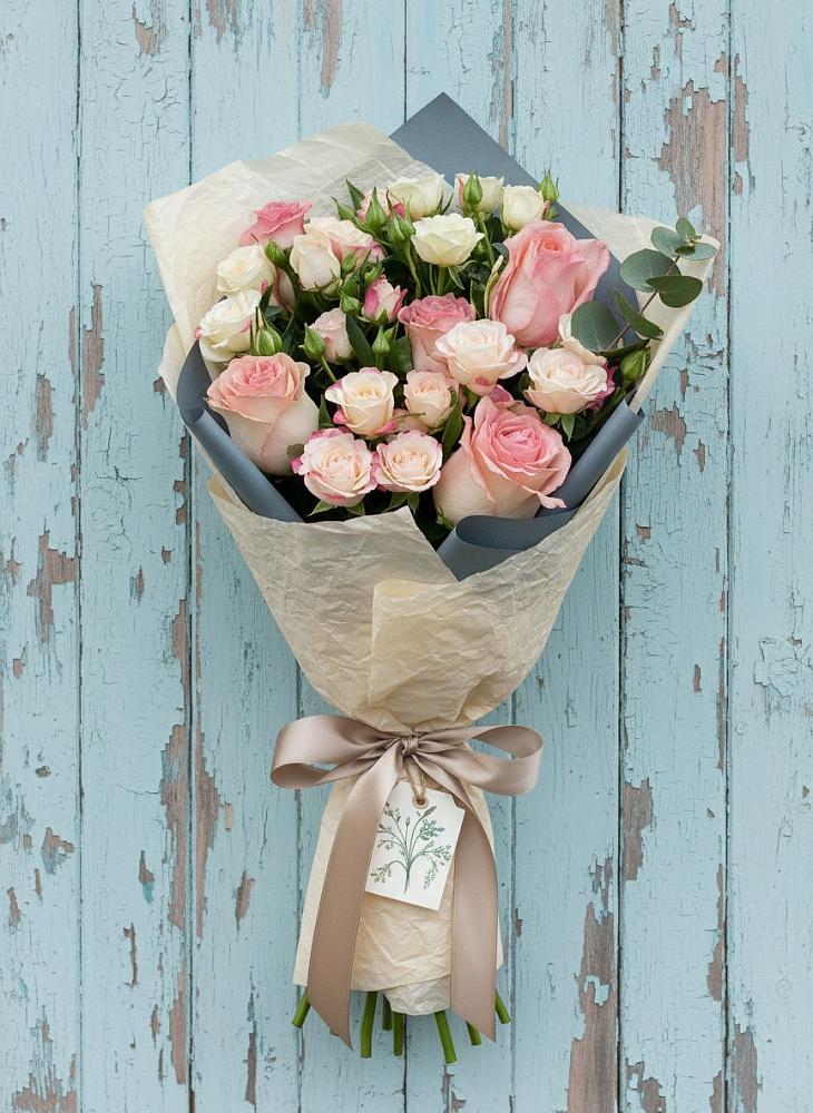 Букет цветов из: Розы в Мантурове Курской области