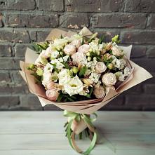 Букет цветов из:  Альстромерии, Розы и Хризантемы в Мантурове Курской области