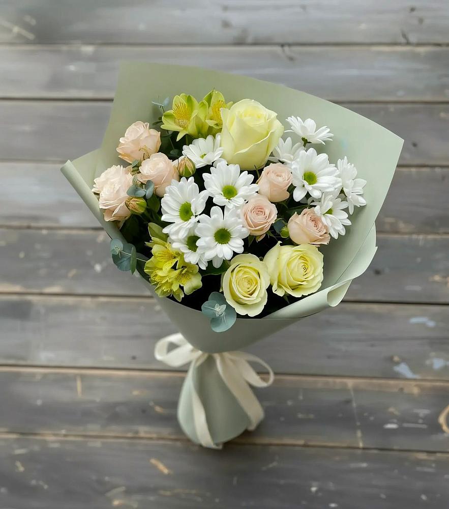 Букет цветов из: Альстромерии, Розы и Хризантемы в Мантурове Курской области