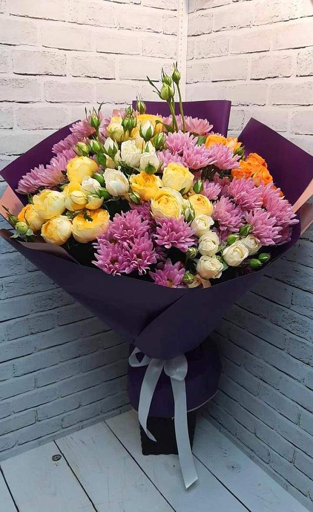 Букет цветов из: Хризантемы и Розы в Мантурове Курской области