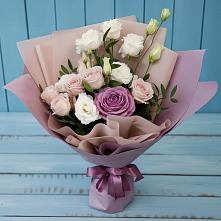 Букет цветов из:  Розы и Лизиантусы в Мантурове Курской области