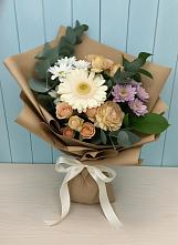 Букет цветов из:  Герберы и Хризантемы в Мантурове Курской области