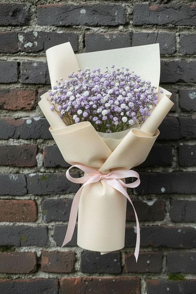 Букет цветов из: Гипсофила в Мантурове Курской области