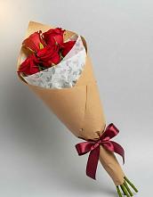 Букет цветов из:  Розы в Мантурове Курской области