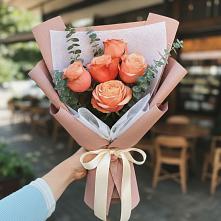 Букет цветов из:  Розы в Мантурове Курской области