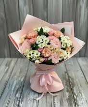 Букет цветов из:  Гвоздики, Розы и Хризантемы в Мантурове Курской области