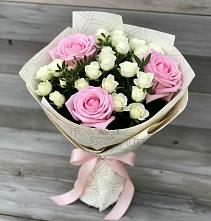 Букет цветов из:  Розы в Мантурове Курской области