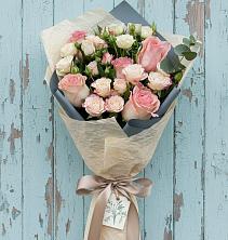 Букет цветов из:  Розы в Мантурове Курской области