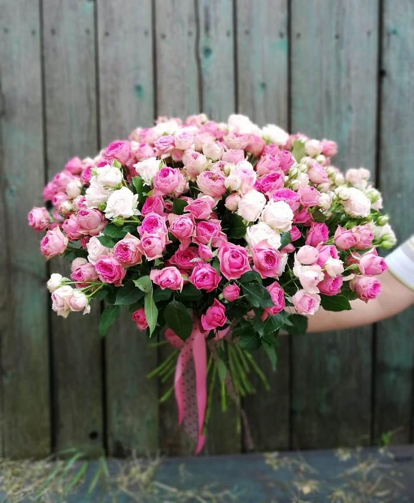 Букет Розовые кустовые розы Натали и Лав Лидия в Мантурове Курской области