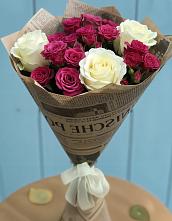 Букет цветов из:  Розы в Мантурове Курской области
