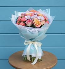 Букет цветов из:  Хризантемы и Розы в Мантурове Курской области
