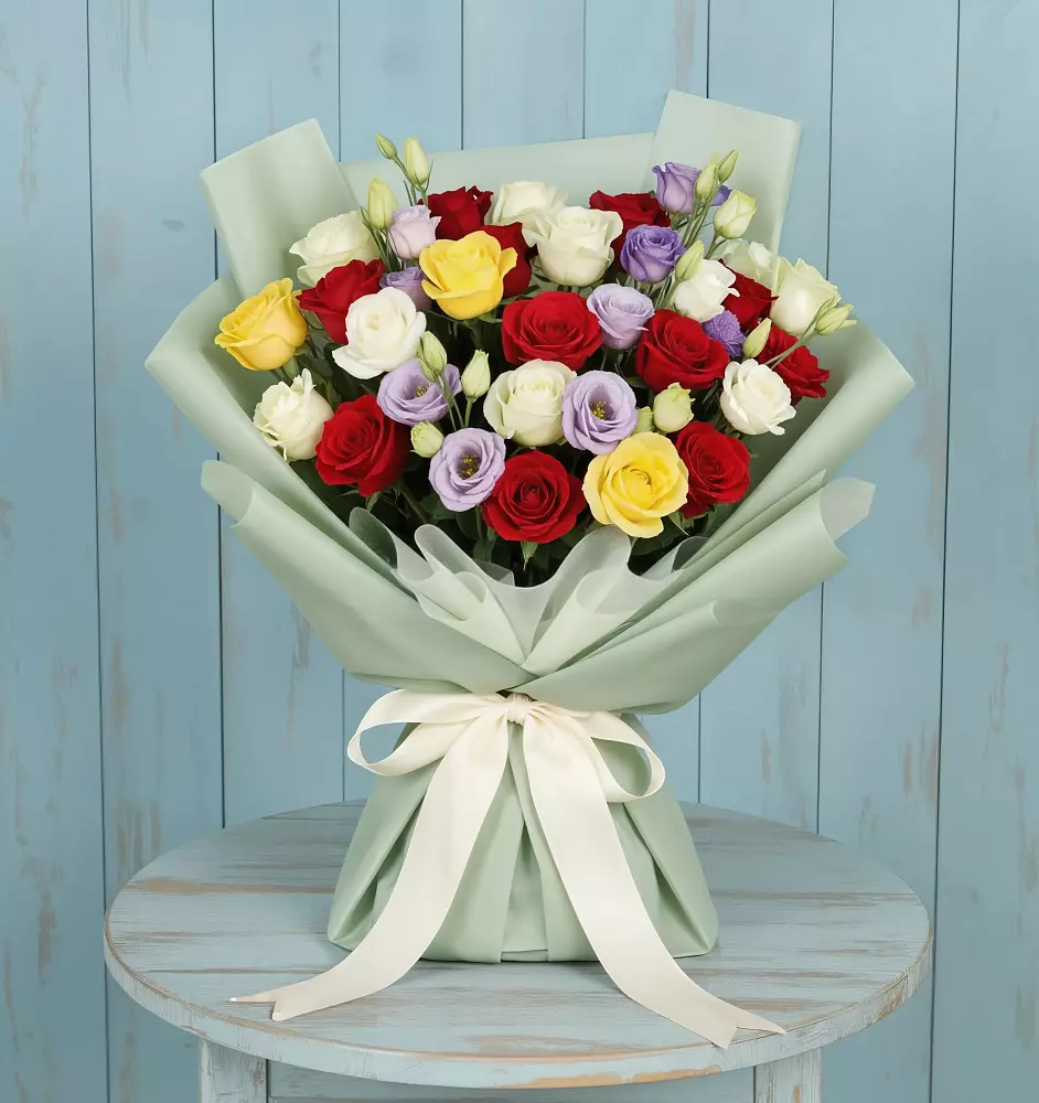 Букет цветов из: Розы в Мантурове Курской области