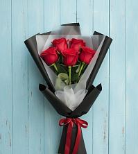 Букет цветов из:  Розы в Мантурове Курской области
