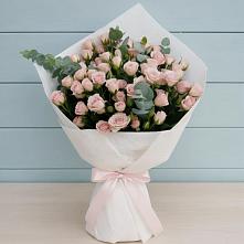 Букет цветов из:  Розы #REPLACE_PRED# Мантурове Курской области